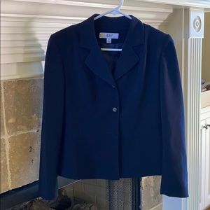 LE SUIT Essentials Navy Blue Blazer and skirt set